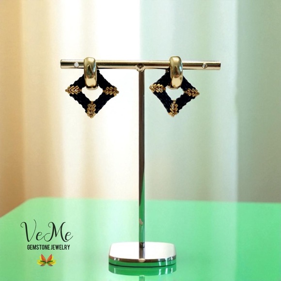 Black and Gold Geometric Earrings - Picture 2 of 3